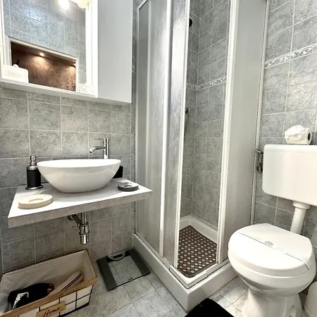 Nest In 27 * Florence